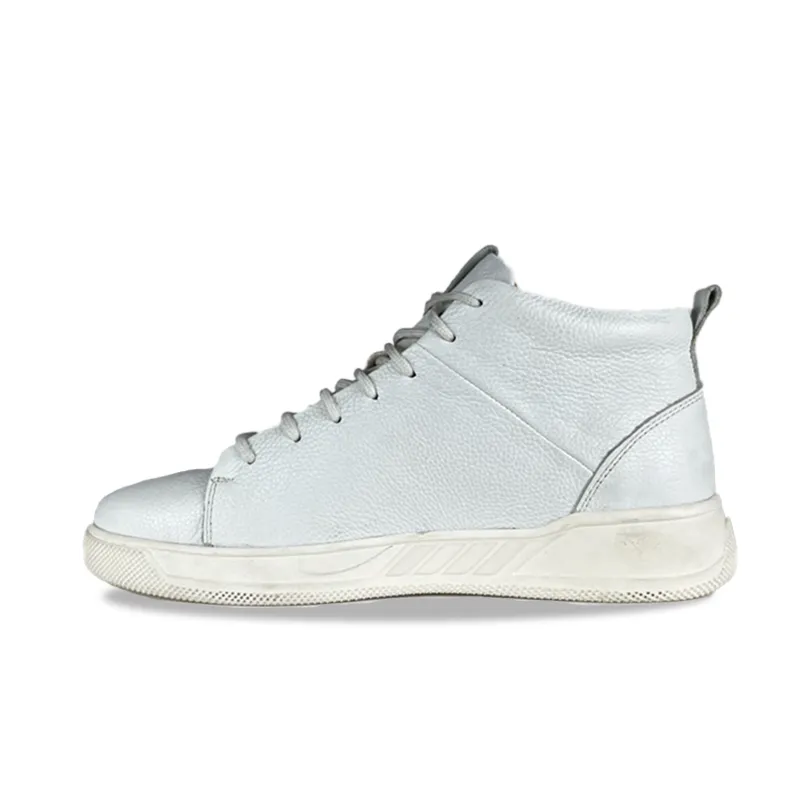 گالری تصاویر کتونی اکو سافت سفید ساقدار