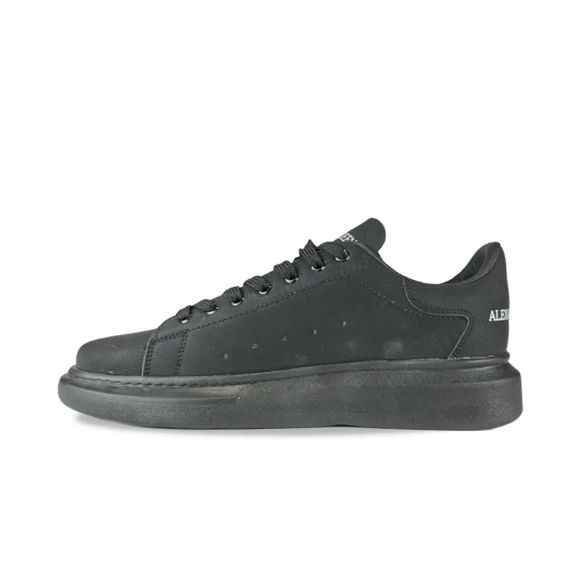 گالری تصاویر کتونی الکساندر مک کوئین مشکی