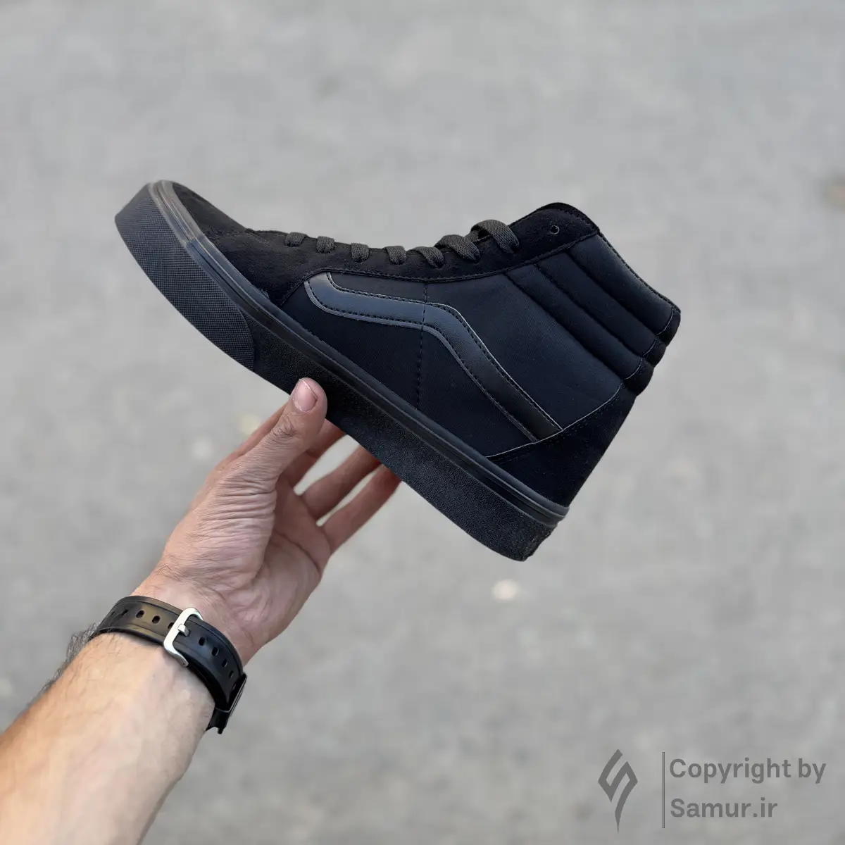 گالری تصاویر کتونی ونس اولد اسکول مشکی ساقدار