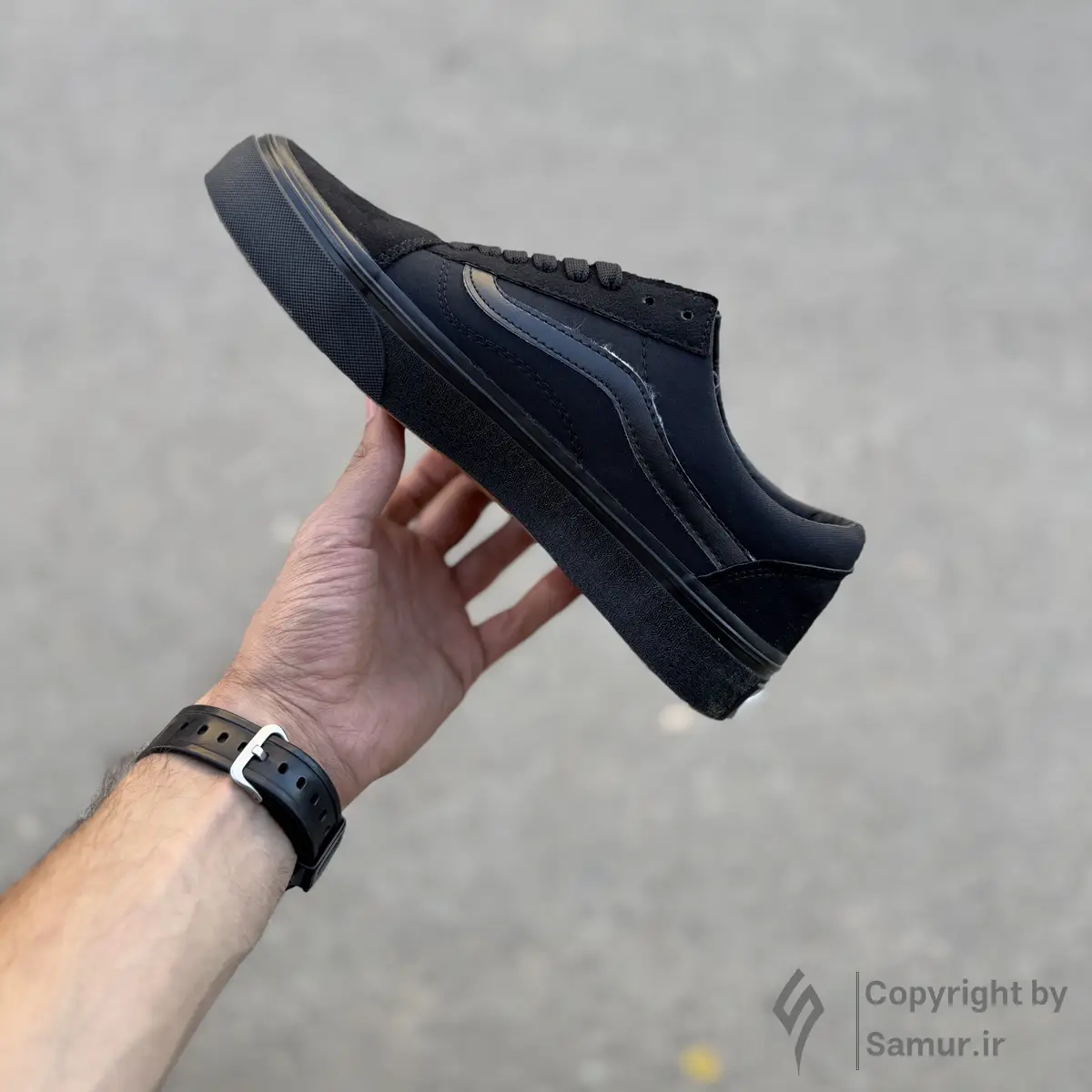 گالری تصاویر کتونی ونس اولد اسکول مشکی