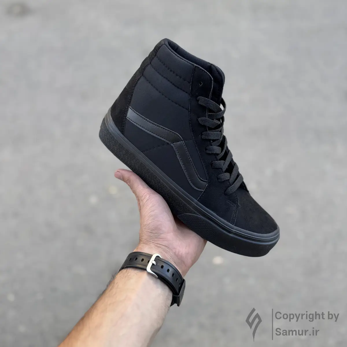 گالری تصاویر کتونی ونس اولد اسکول مشکی ساقدار