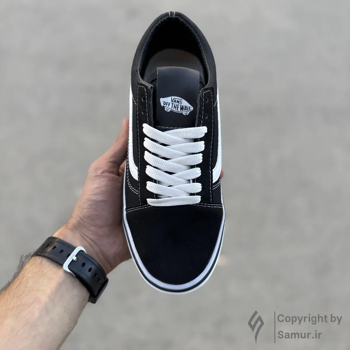 گالری تصاویر کتونی ونس اولد اسکول مشکی سفید بدون ساق