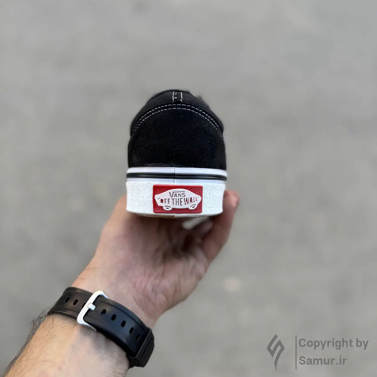 گالری تصاویر کتونی ونس اولد اسکول مشکی سفید بدون ساق