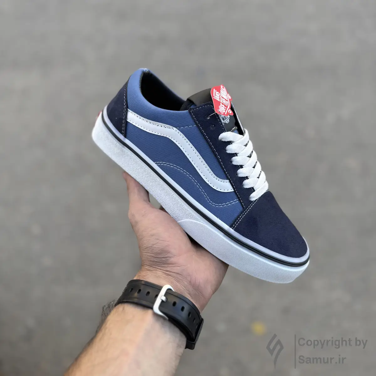 گالری تصاویر کتونی ونس اولد اسکول سرمه ایی مشکی بدون ساق