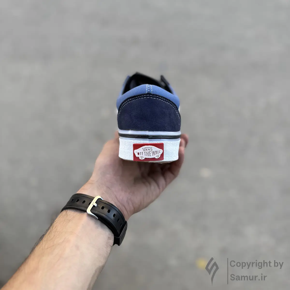 گالری تصاویر کتونی ونس اولد اسکول سرمه ایی مشکی بدون ساق