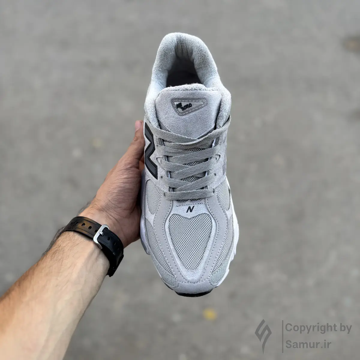 گالری تصاویر کتونی نیوبالانس 9060 طوسی سفید